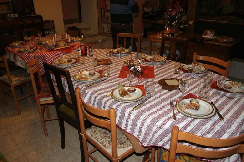 Bed and Breakfast Au Val Des Meuris Taintrux Exterior foto